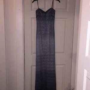 Gray hombre gown strapless